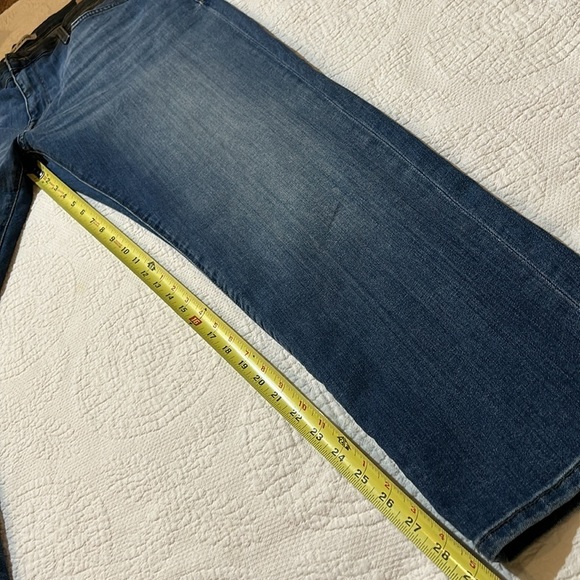 Mavi Jeans. NWT. Missing button. Size 36x30 Jake Slim Leg - Picture 8 of 8